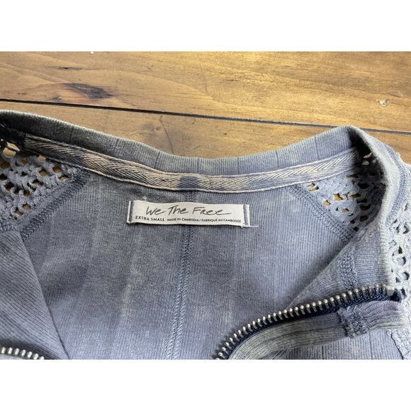 Free People Sun Glow Top Quarter Zip Lace Shoulder Relaxed Top Retro XS - Picture 5 of 10